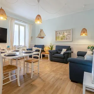 https://appartamento-degiorgio8.in-sardinia.net