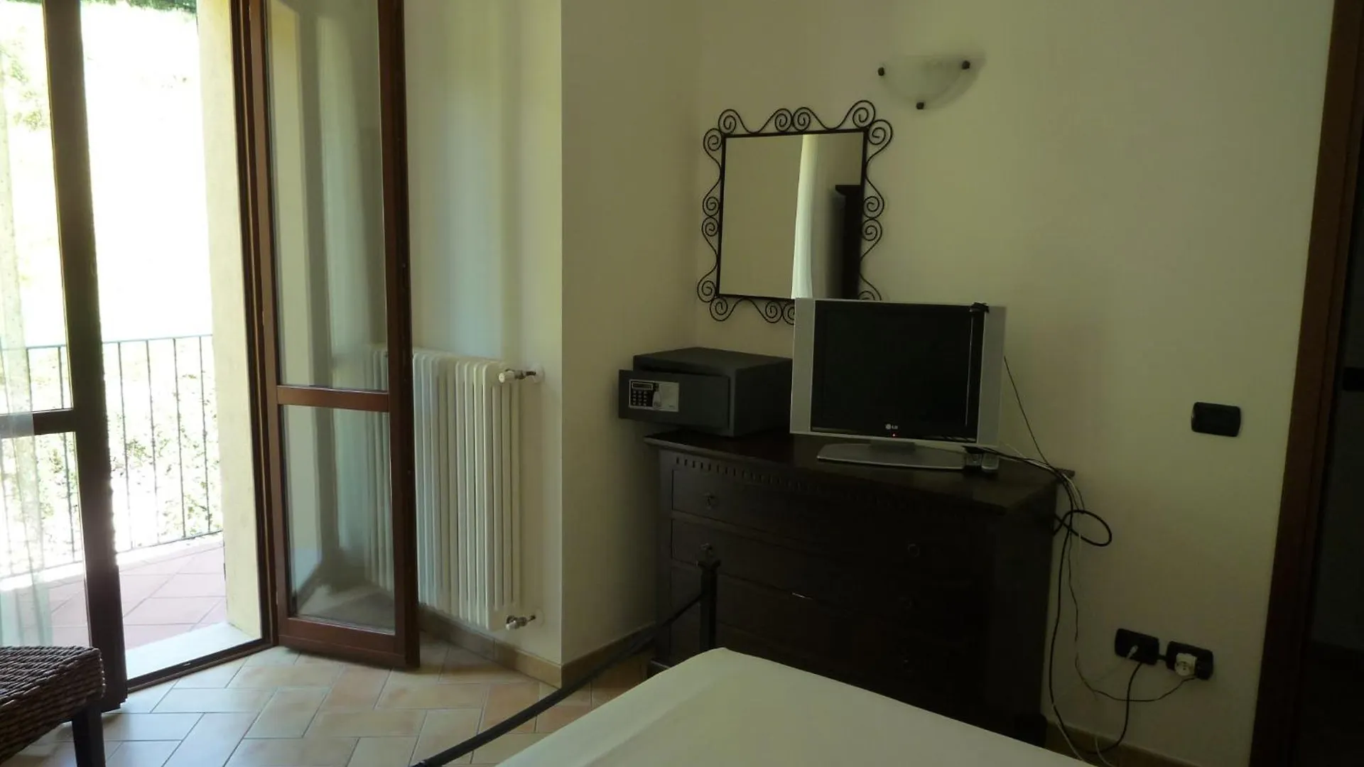 Saturnia Tuscany Country House 0*,